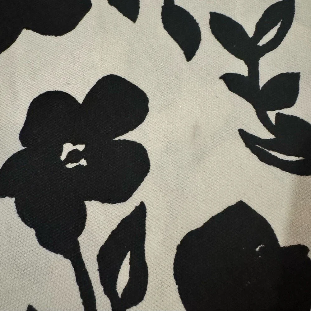 Kate Spade table cloth primrose drive color block Black and white Floral Fabric